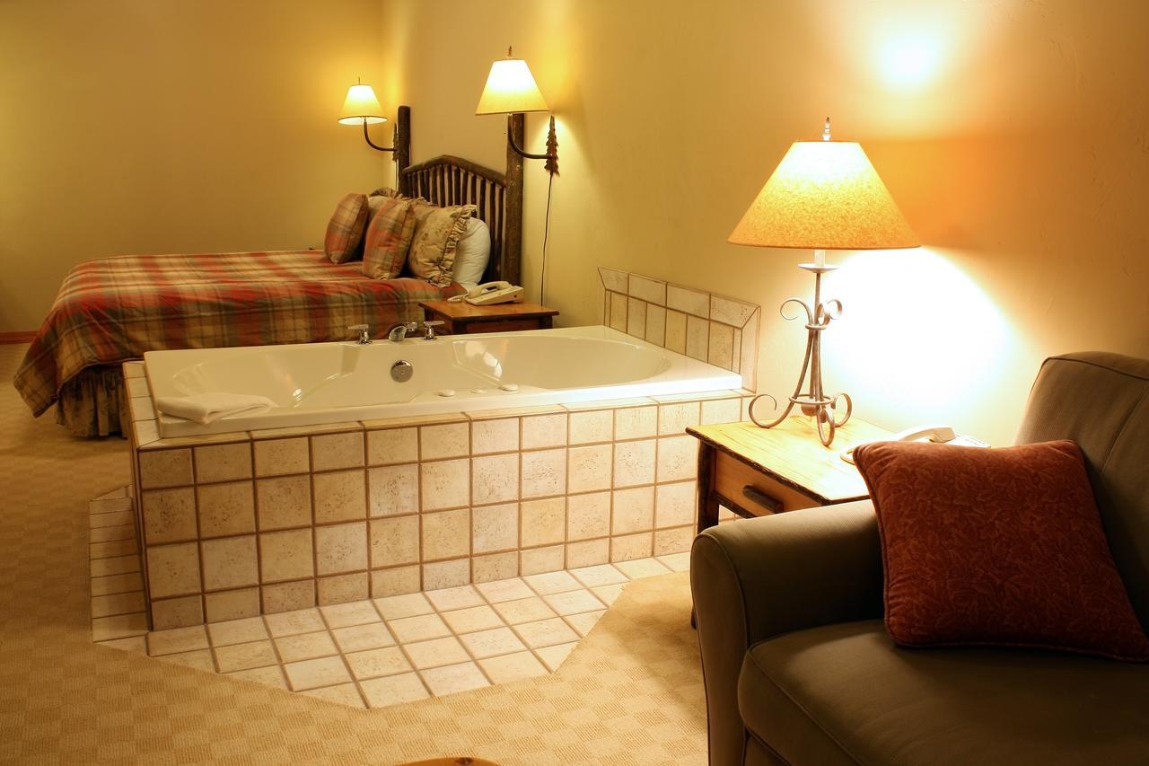 Mountain Lake Lodge Woods Bay Екстер'єр фото