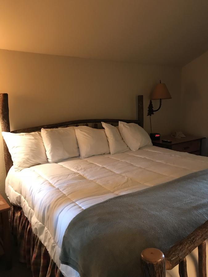 Mountain Lake Lodge Woods Bay Екстер'єр фото